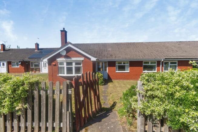 3 bed property, in Weston Drive, £280,000