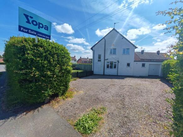 3 bed property, in Springfield Road, £265,000
