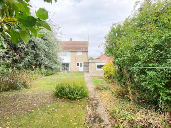 3 bed property, in Northfield, £430,000