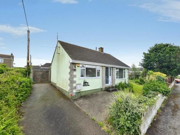 2 bed property, in Hayle, £350,000