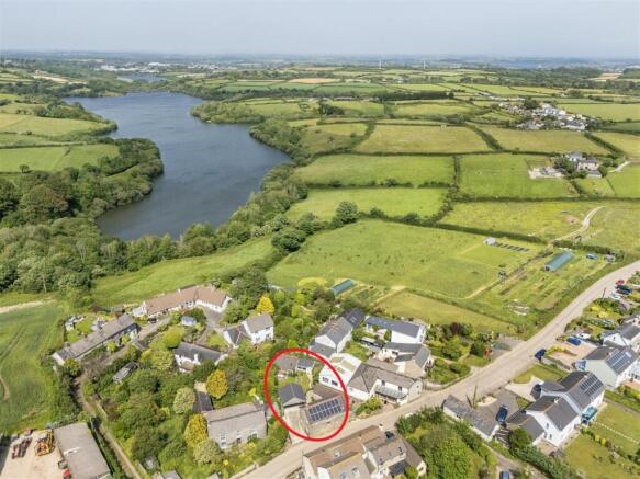 4 bed property, in Treverva, £650,000