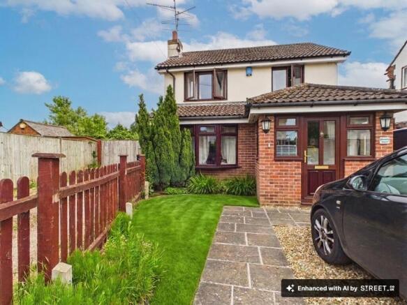 3 bed property, in Blossom Lane, £500,000