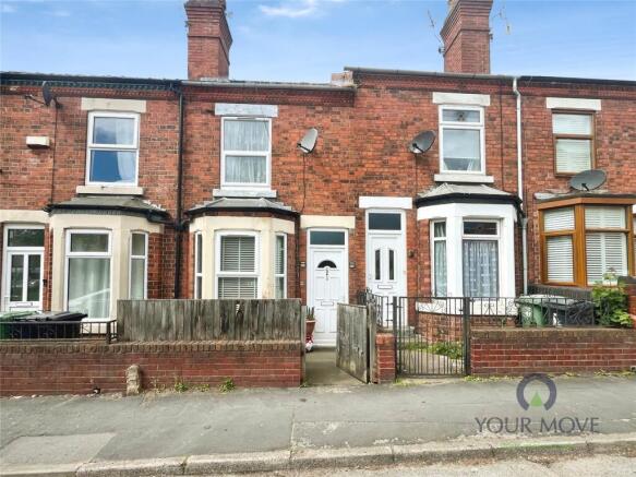 2 bed property, in North Street, £90,000