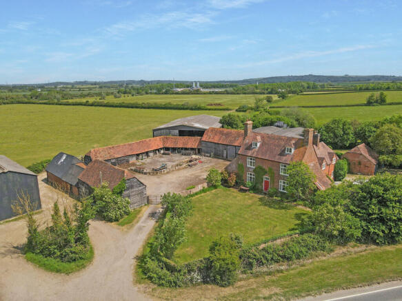 Land, in New House Farm & Binwell Lane Farm, £6,725,000