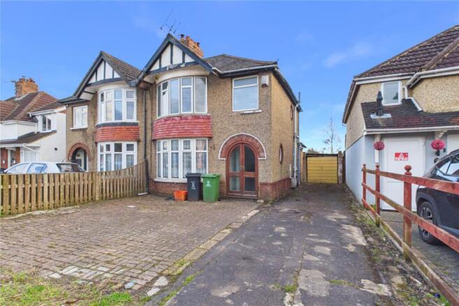 3 bed property, in Oxford Road, £270,000