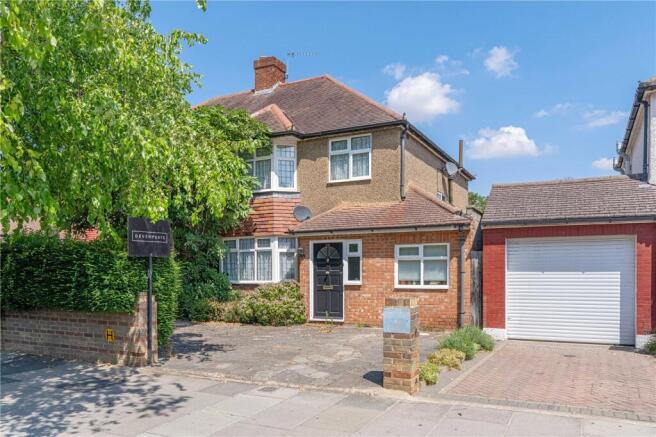 3 bed property, in Powder Mill Lane, £575,000