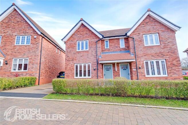 3 bed property, in Aspen Close, £260,000