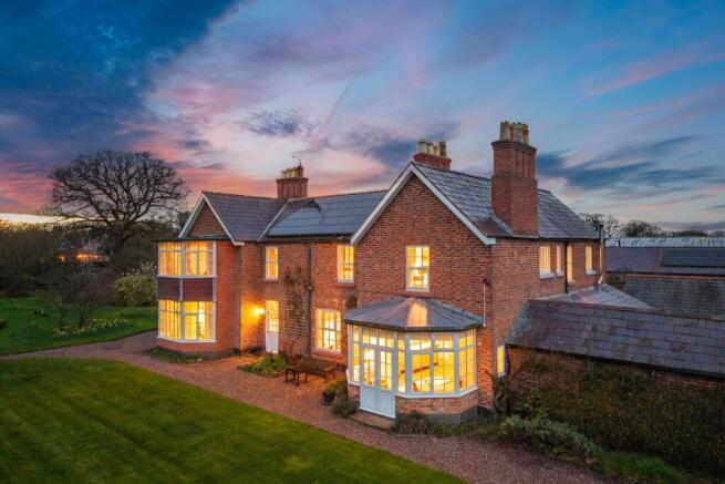 5 bed property, in Picton Gorse Farm, £1,250,000