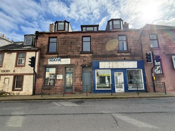 4 bed property, in 3 Polwarth Street, £35,000