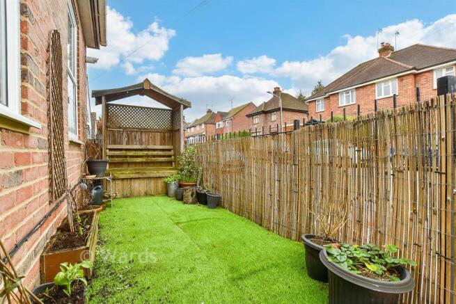 Studio, in Clifton Road, £140,000