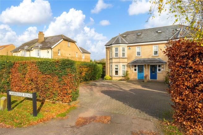 4 bed property, in Cambridge Road, £800,000
