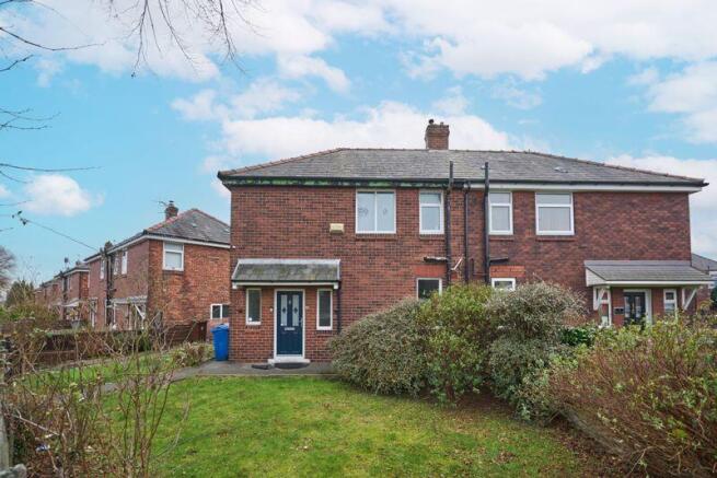 3 bed property, in Larch Avenue, £185,000