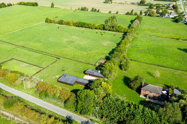 4 bed property, in South Drove, £799,950