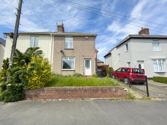 3 bed property, in 173 Woodland Crescent Kelloe, £65,000