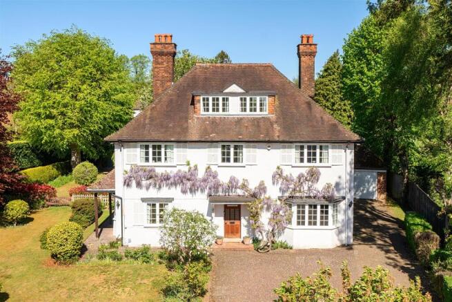 5 bed property, in Furze Hill, £1,500,000