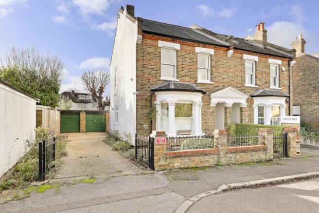 3 bed property, in Hills Road, £1,000,000