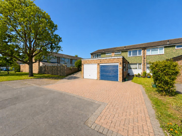 3 bed property, in Hetherington Road, £475,000