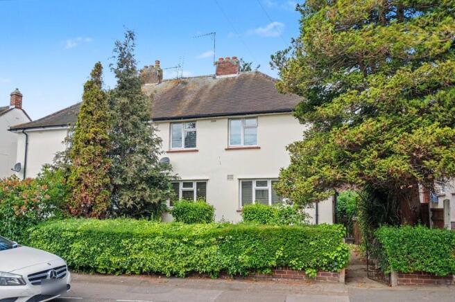 3 bed property, in Byron Road, £375,000