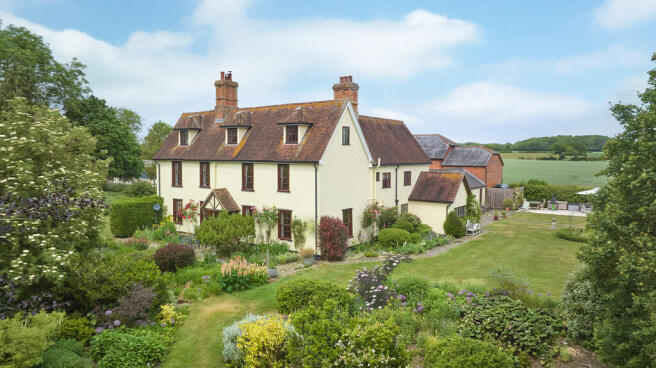 6 bed property, in Cowlinge, £1,600,000