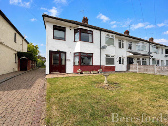 4 bed property, in Northumberland Avenue, £575,000