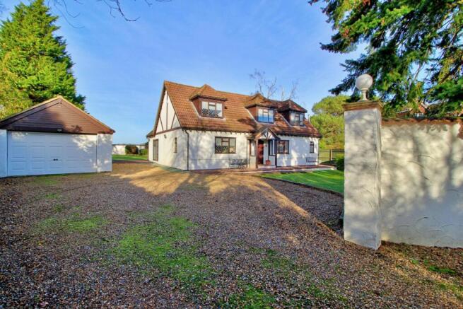 4 bed property, in Waterloo Road, £1,000,000