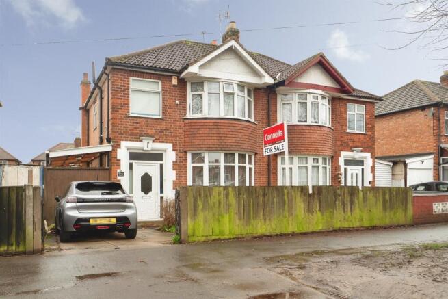 3 bed property, in Anstey Lane, £315,000