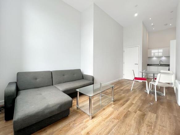 1 bed property, in Tate House, £99,950