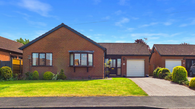 3 bed property, in Linden Avenue, £280,000
