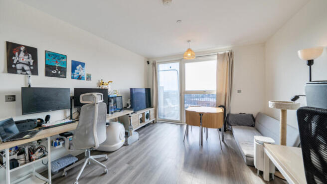 1 bed property, in Catimor House, £280,000