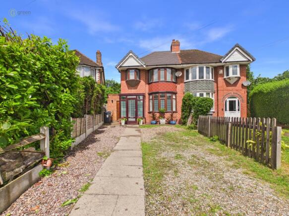 3 bed property, in Thanet Grove, £270,000