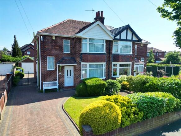 3 bed property, in Cavendish Road, £375,000