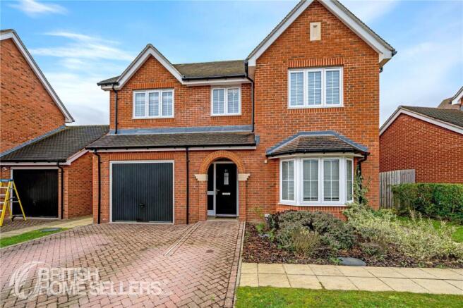 4 bed property, in Sawdy Drive, £800,000