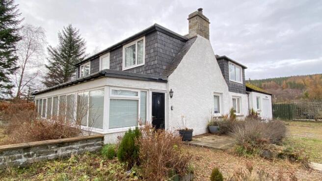 4 bed property, in Culeave Cottage, £275,000