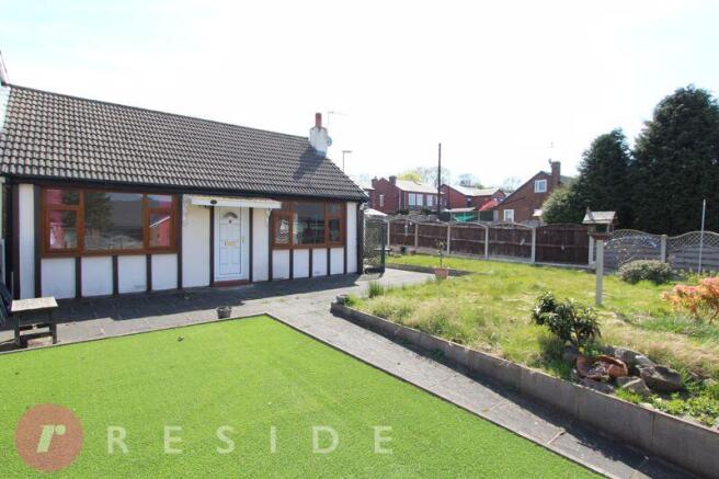 2 bed property, in Egremont Road, £225,000