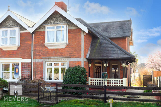 4 bed property, in Southampton Road, £500,000