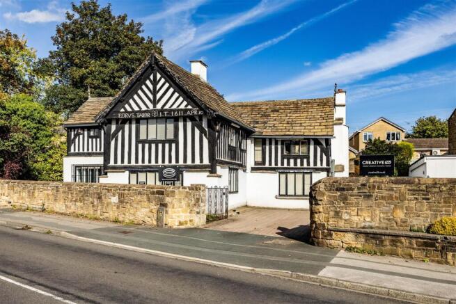 5 bed property, in The Nookin, £725,000