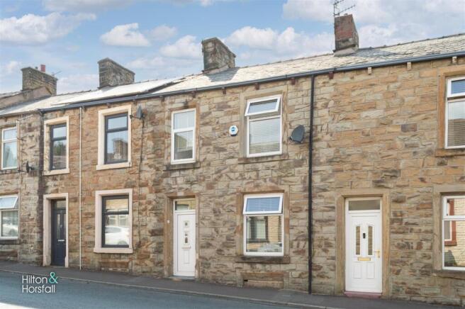 3 bed property, in Manchester Road, £145,000