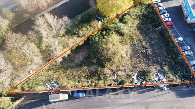 Land, in 25 Wharton Street, £800,000