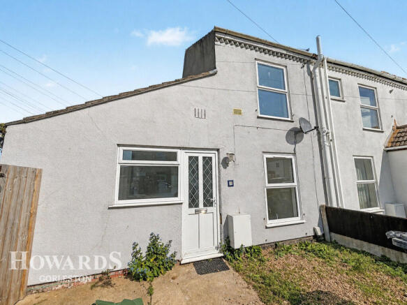 1 bed property, in Tamworth Lane, £90,000