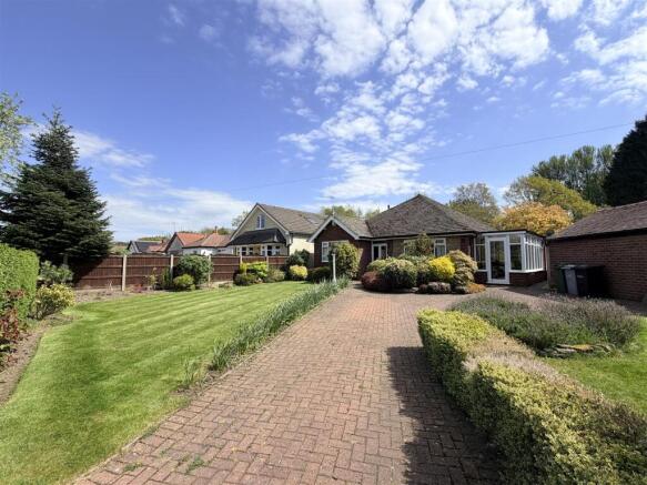 2 bed property, in Carleton Road, £500,000