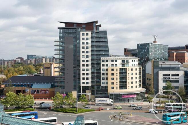 2 bed property, in Skyline, £115,000
