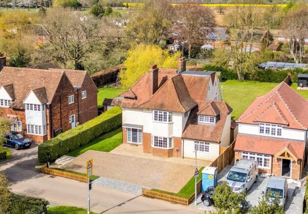 5 bed property, in Swangleys Lane, £1,350,000