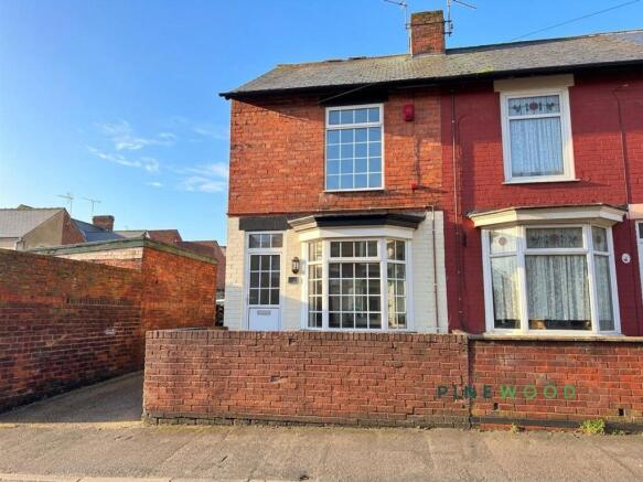 3 bed property, in Skinner Street, £130,000