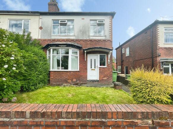 3 bed property, in Rishton Avenue, £210,000