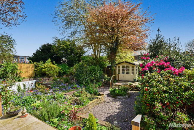 3 bed property, in Flers Avenue, £330,000