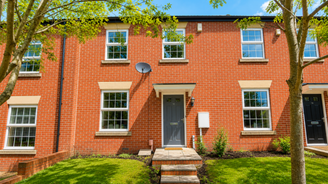 3 bed property, in Carram Way, £215,000