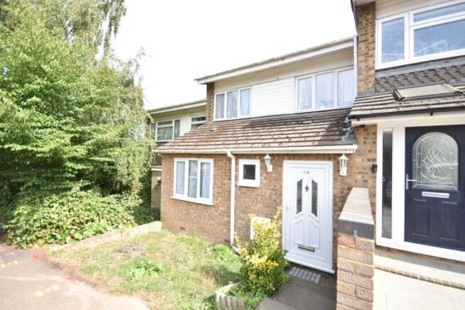 4 bed property, in Valley Road South, £540,000