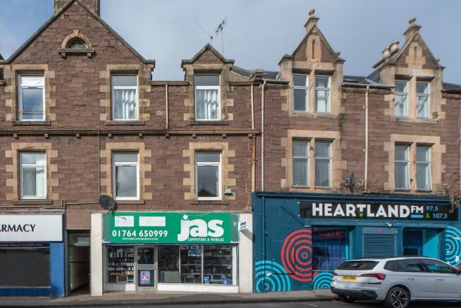 1 bed property, in 58 High Street, £65,000
