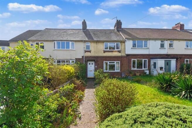 3 bed property, in NN17, £194,950