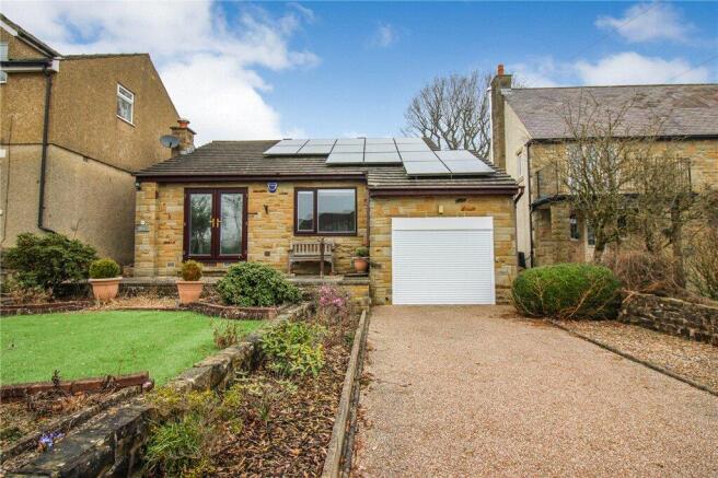 2 bed property, in Moor Lane, £385,000
